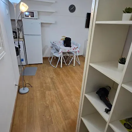 Apartamento Studio Inteiro No Centro De Daire