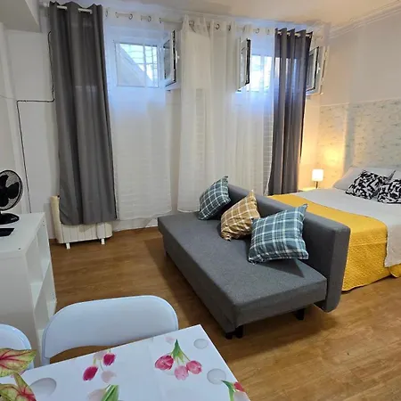 Apartamento Studio Inteiro No Centro De Daire